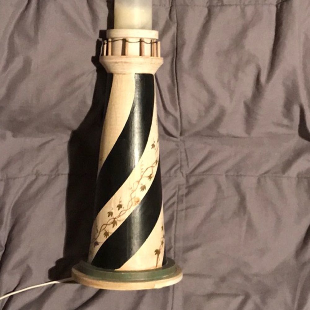 Lighthouse Nightlight - Picture 2 of 8